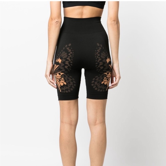 WOLFORD Butterfly Print cycling shorts SIZE MEDIUM - Picture 4 of 5